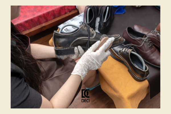 cach ve sinh va giu cho giay da ben dep